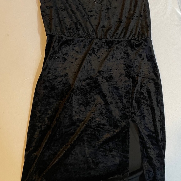 NWT Ivyrevel Velvet Midi Dress - Picture 4 of 6